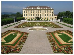 Read more about the article قصر شونبرون