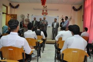 Read more about the article الاهتمام بسير الامتحانات النهائية