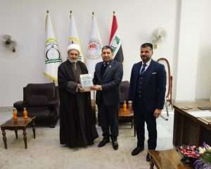 Read more about the article The Dean receives the Sayyid al-Shirazi Foundation for Scientific Studies and Research
