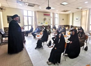 Read more about the article كلية العلوم السياحية تنظم دورة تدريبية عن صناعة القائد