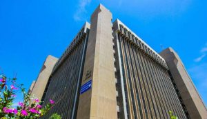 Read more about the article عتباراً من يوم غد … التعليم العالي تمنح طلبتها فرصة التقديم المباشر بالجامعات للدراسة المسائية