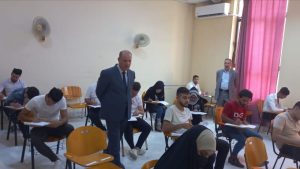 Read more about the article السيد عميد كلية العلوم السياحية يتابع وبحرص اداء سير الامتحانات