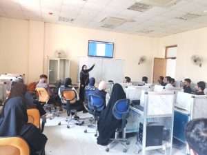 Read more about the article محاضرات تطبيقية متميزة داخل مختبرات الحاسوب في كلية العلوم السياحية