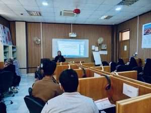 Read more about the article كلية العلوم السياحية تقيم دورة حول الادارة الالكترونية الأمثل