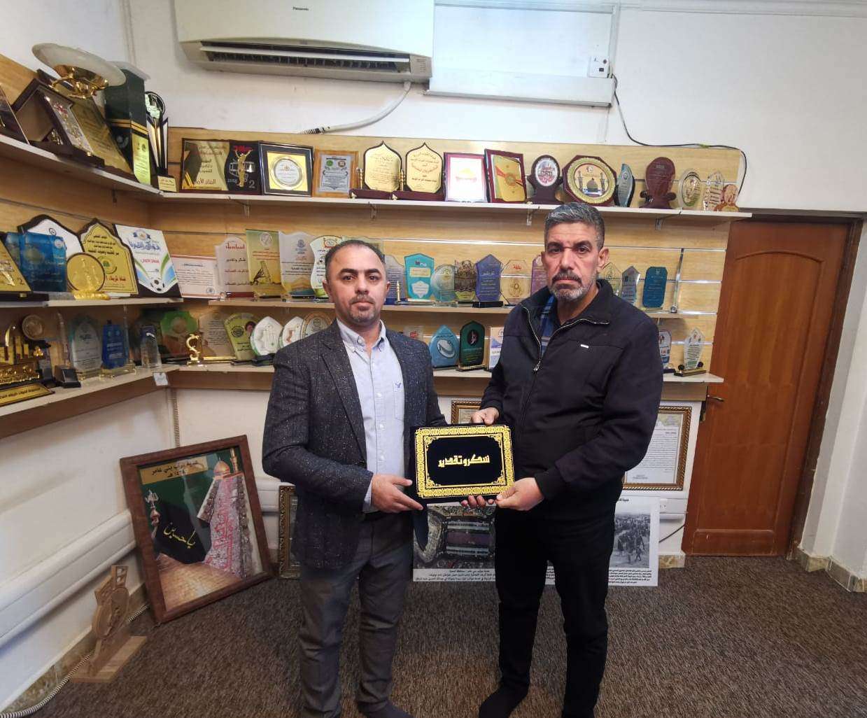 Read more about the article تثمينا لجهودها كلية العلوم السياحية تكرم مجموعة قنوات كربلاء الفضائية