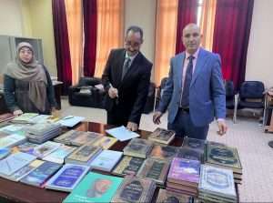Read more about the article لجنة فحص واستلام التبرعات تباشر أعمالها لجرد وفرز الكتب