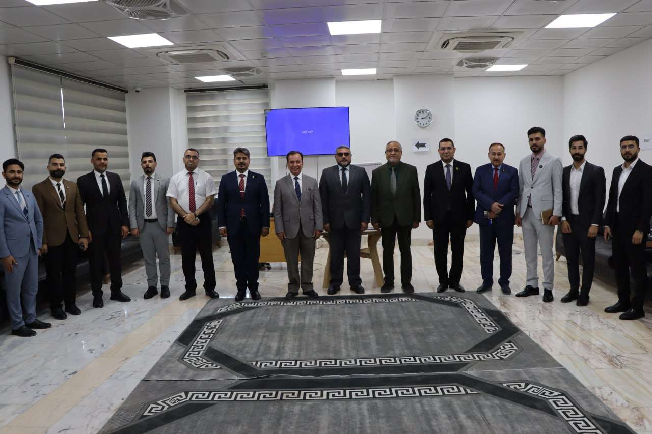 Read more about the article كلية العلوم السياحية تنظّم دورة تدريبية عن فن الإتيكيت بالتعاون مع كلية الطب في جامعة وارث الأنبياء