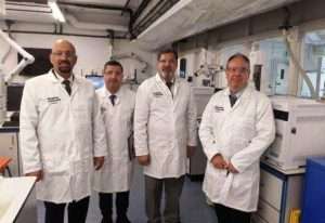 Read more about the article السيد رئيس جامعة كربلاء يتوصل الى اتفاق علمي مع جامعة كنغستون البريطانية لمنح الدكتوراه المزدوج