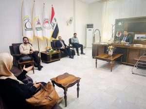 Read more about the article بهدف تعزيز التواصل المؤسسي: عميد كلية العلوم السياحية يلتقي فريق الإعلام والموقع الإلكتروني