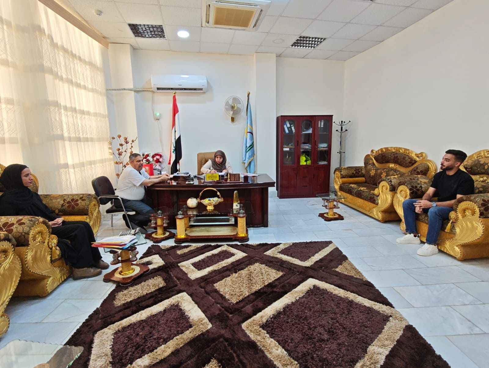 Read more about the article لجنة مقابلات الطلبة المتقدمين لقسم السفر وخدمة الطيران تجري أعمالها