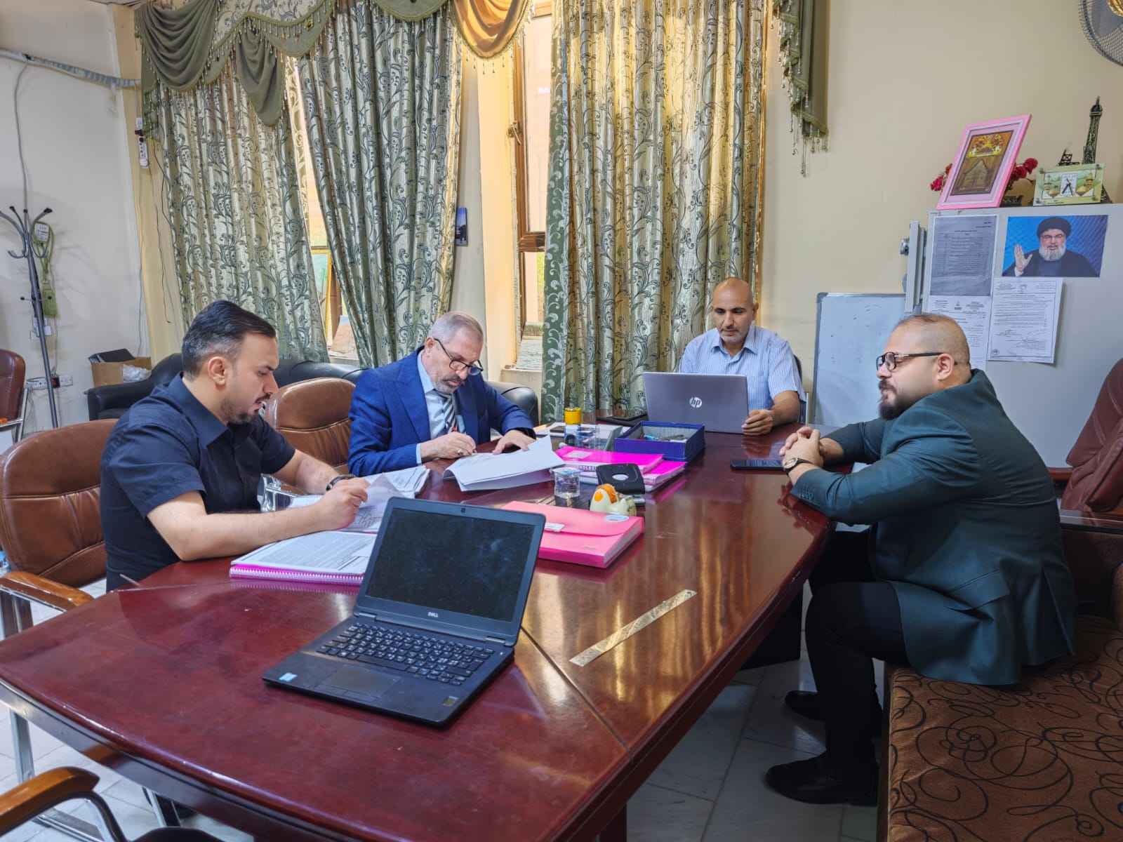 Read more about the article استمرار أعمال لجان تقييم الأداء في قسم الدراسات الفندقية – كلية العلوم السياحية